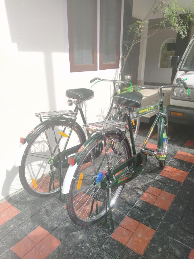 Paradise Inn Guest House Alappuzha 외부 사진